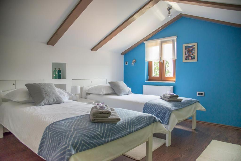 Holiday Home Tos Risika Exterior foto