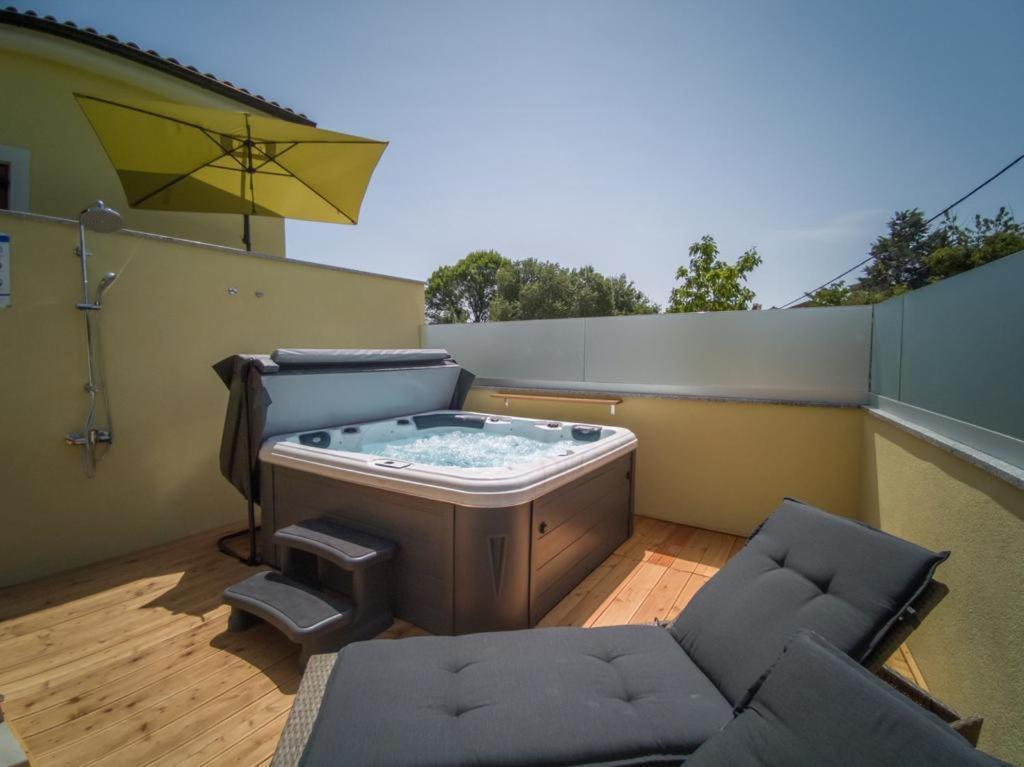 Holiday Home Tos Risika Exterior foto