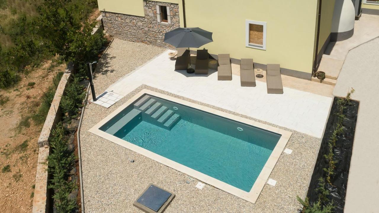 Holiday Home Tos Risika Exterior foto